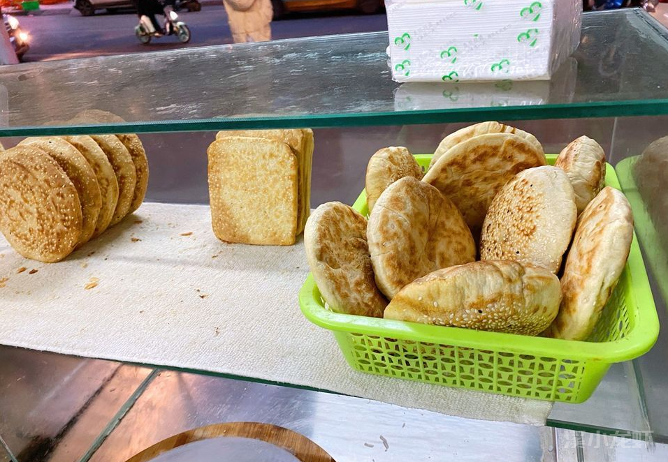 只有四川才有的美食？潆溪锅盔、李家锅盔介绍