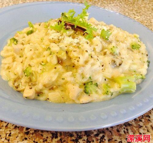 舌尖上的舞蹈：意式烩饭的浪漫诗篇