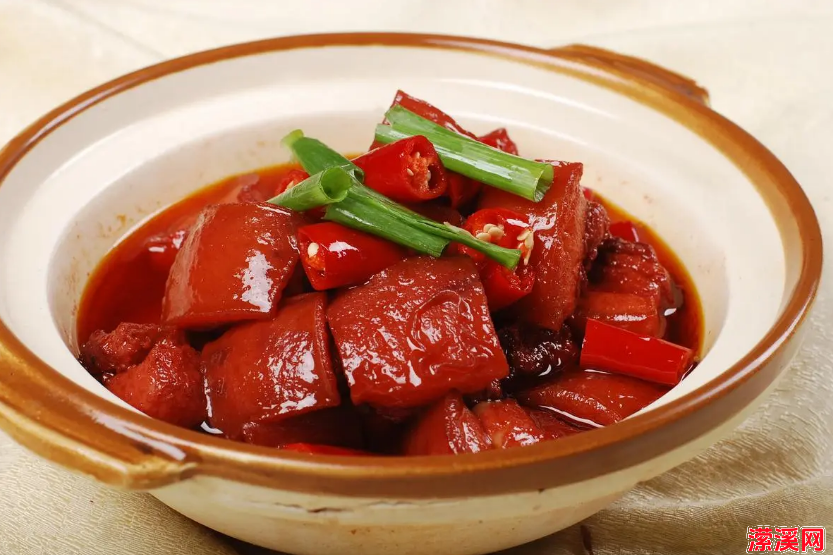 红烧肉的详细做法，把这份家常红烧肉分享给没食欲的朋友们