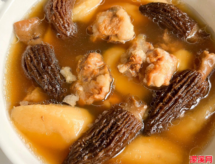新鲜羊肚菌煲汤的做法大全，没有肉的羊肚菌汤也可以煮得鲜香入味