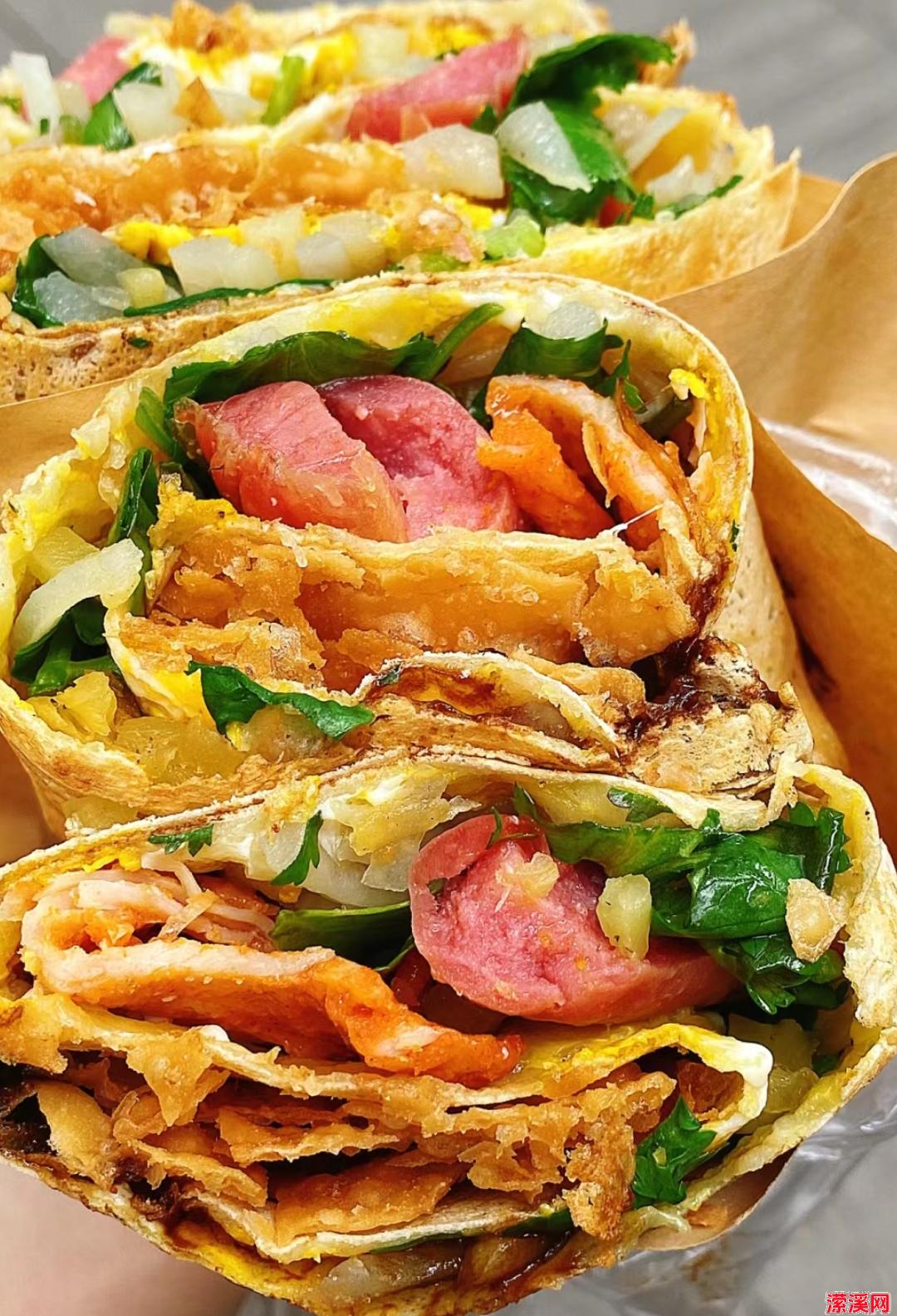 山东风味：煎饼果子，酥脆可口的地道早点