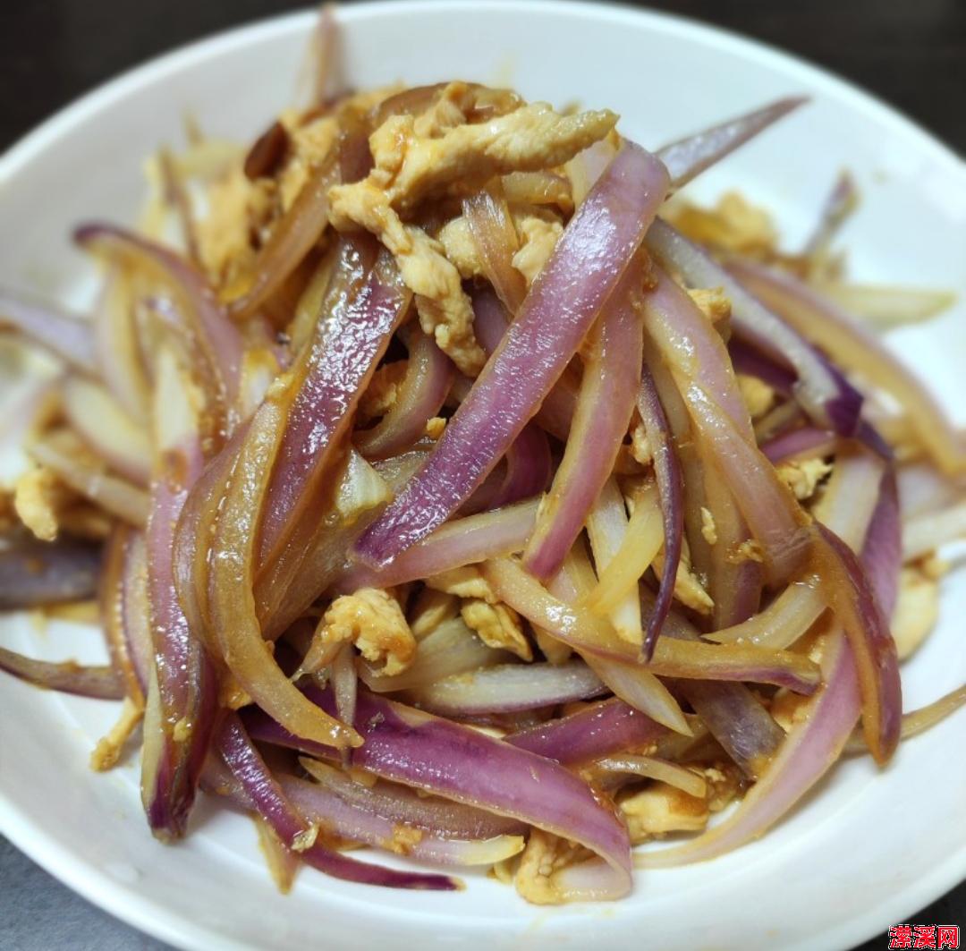 鲜香滑嫩洋葱炒鸡丝，简单快捷的家常美味